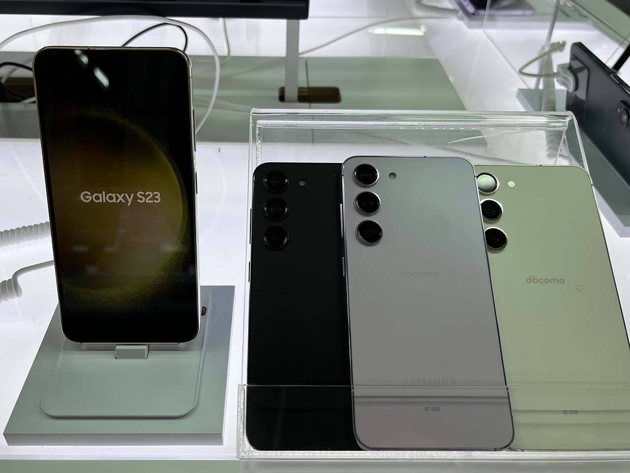 目に優しいスマートフォン「GALAXYS23」 - RKB毎日放送