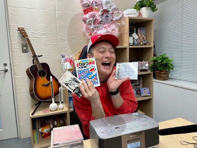 大物芸能人が続々登場!? ものまね芸人・JPとCDラジカセで振り返る