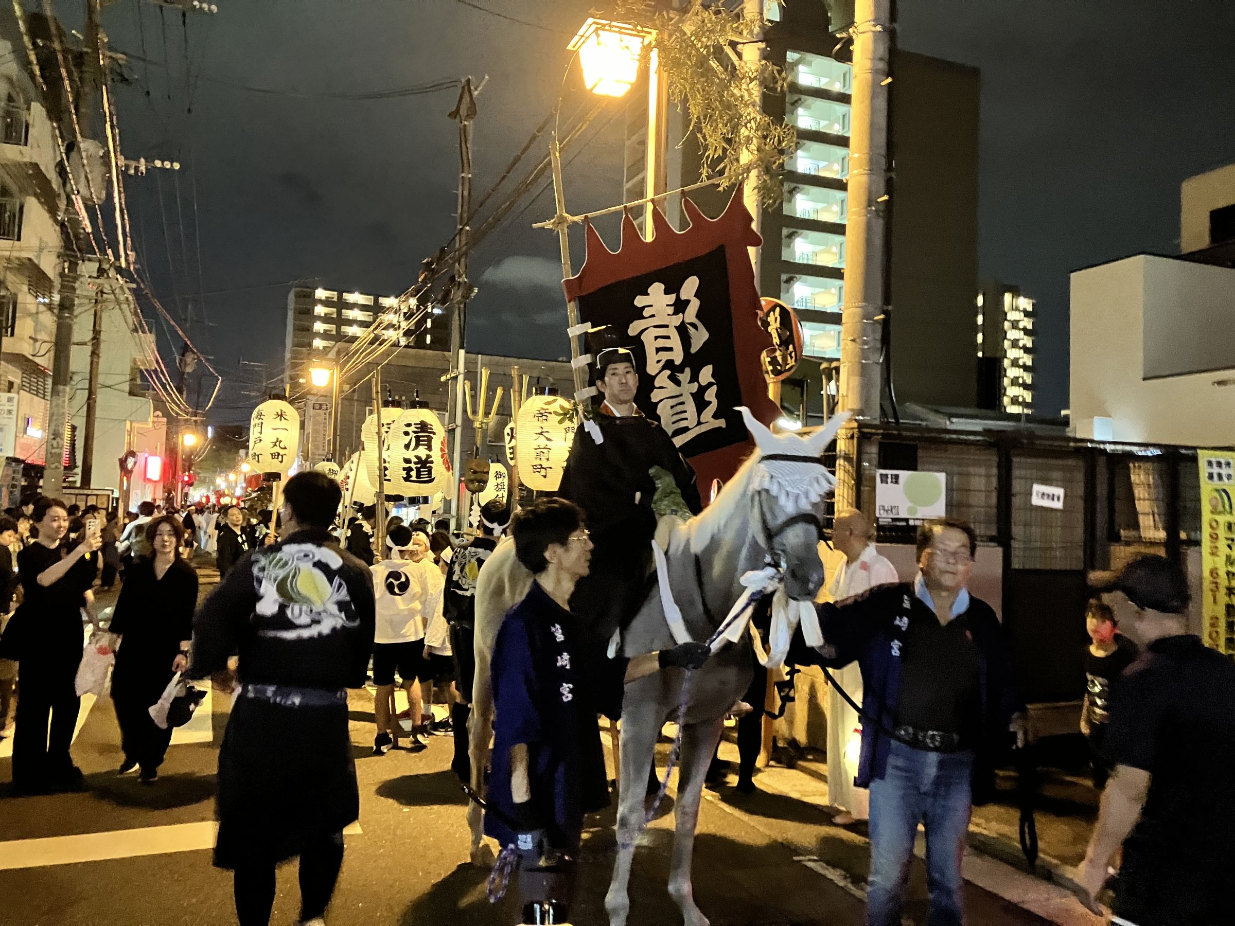 イスラム教徒へのヘイト街宣が“福岡の三大祭”で…「祭礼汚す愚行」批判