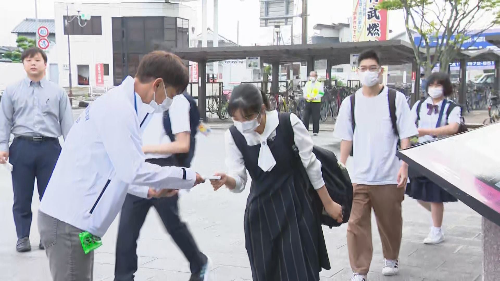 靴盗まれた 安い 警察