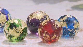 琉球の光と色をカタチに ～工芸ガラスから生まれた宝石～ - RKB毎日放送