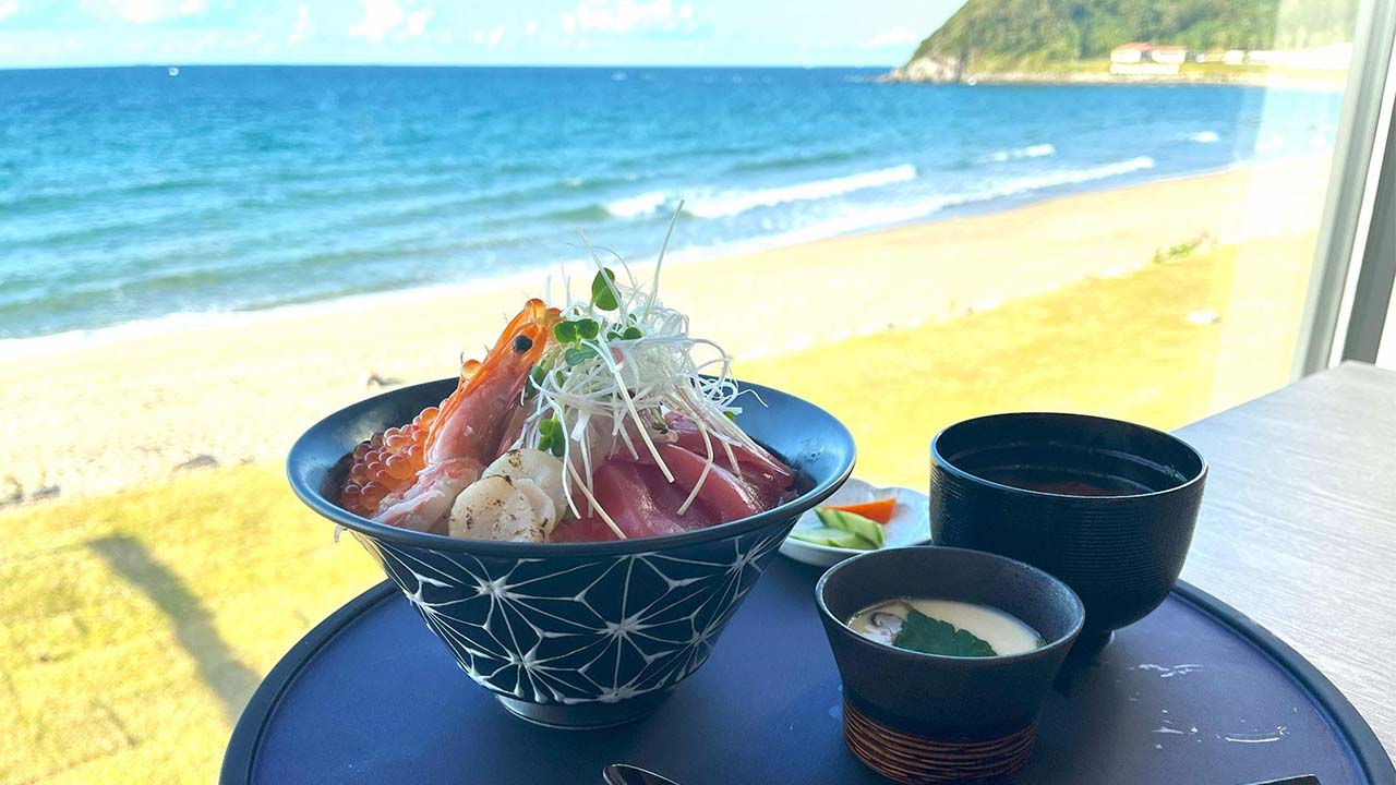 またまた糸島に新スポットが誕生！「海の見える個室」完備の、本格海鮮