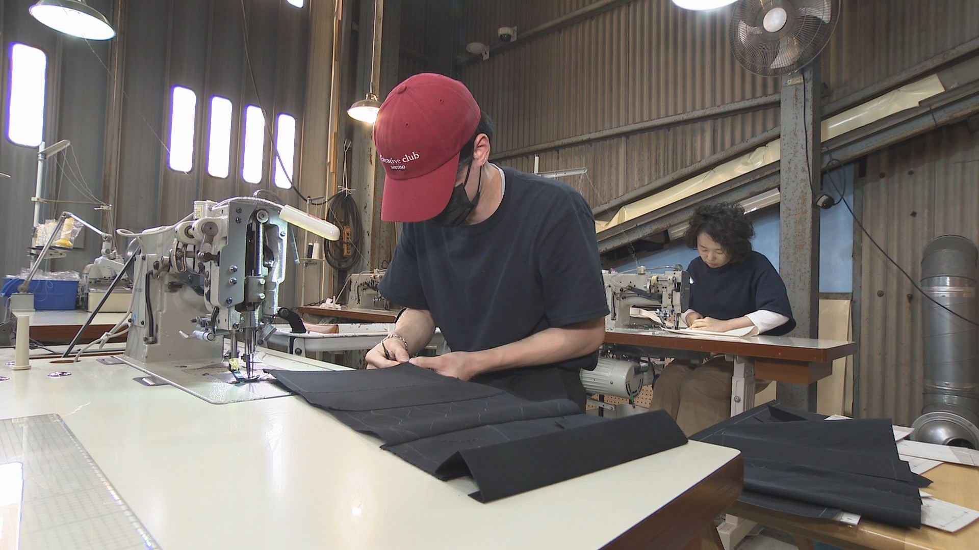 189585_ext_12_0.jpg?width=400