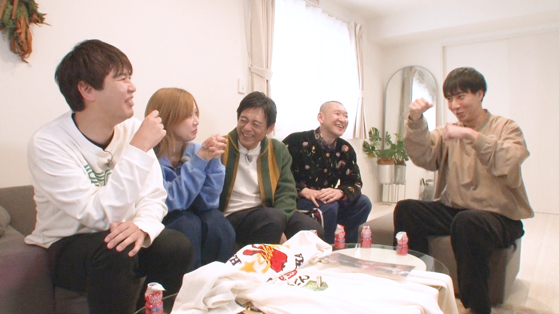 192991_ext_12_0.jpg?width=400