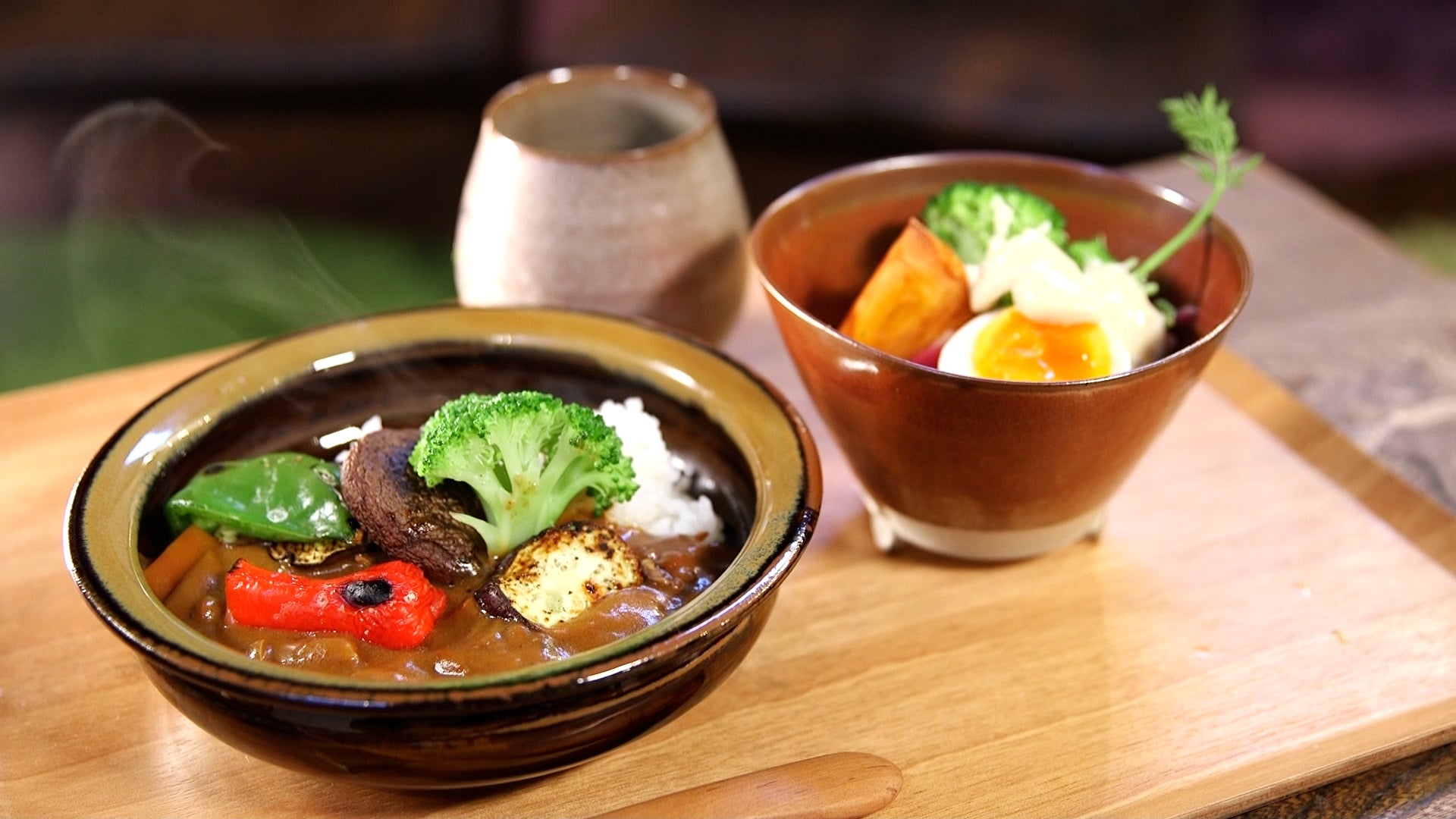 カレー皿 すくえるリムディッシュ 2,980円 - RKB毎日放送