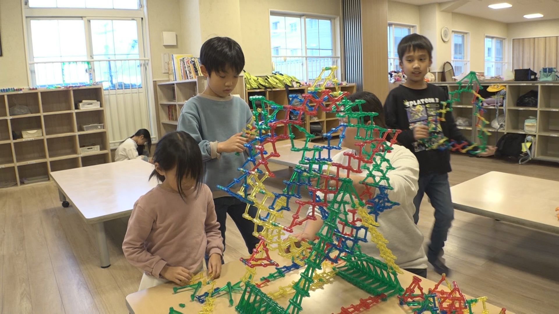 伸縮自在！幾何学玩具』 - RKB毎日放送